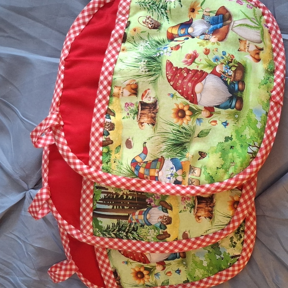 Gnome Print Pot Holders with Red and Green Accents